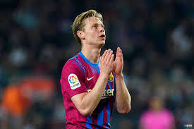 As Man Utd completes a Frenkie de Jong transfer breakthrough, Barcelona affirms the possibility of a swap.